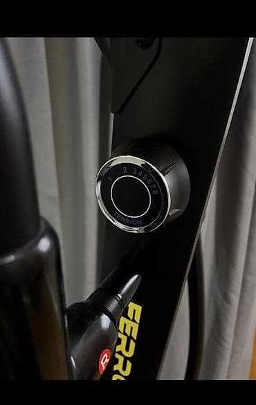 elliptik trenajor: FERRO elliptik trenajor - Sürüşsüz, geniş pedallar və möhkəm çərçivə — 6