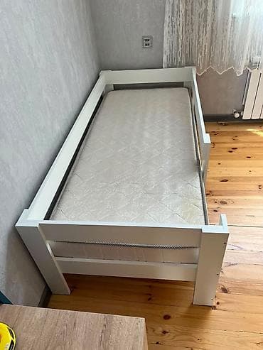 Digər mebel: *KRAVAT* Qiymət *120 AZN* ünvan Kənd Əhmədli Zülfiyyə ZB — 1