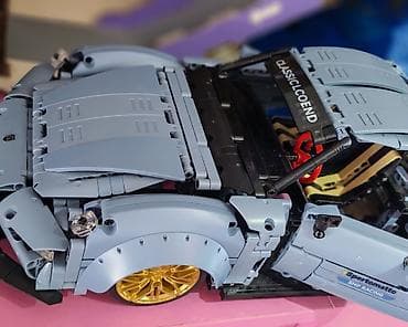 lego technic: Heddinden artiq böyük lego masindi. 250 300 manatarasi qoymeti var — 2
