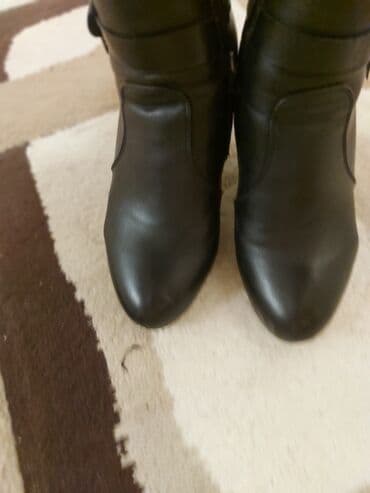 Qadın ayaqqabıları: Ölçü: 40, rəng - Qara, İşlənmiş — 3