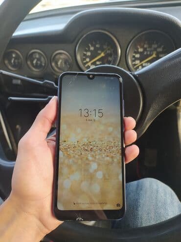 телефон fly 3g: Honor 8A Prime, цвет - Голубой, Битый — 3