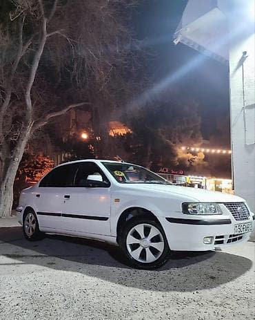 samand: İran Khodro Samand sedan Xüsusiyyətlər: - Kuzov: 4 qapılı sedan, ağ — 2