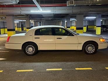 tesla 3: Lincoln Town Car 1998 Muherrik ve suretler qutusu Muherrik 3,2L Turbo — 6