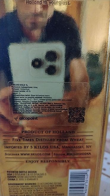 su matoru gidrafon: 3 Kilos Gold Vodka – Product of Holland - Kateqoriya: Araq - Həcm: 1 — 3