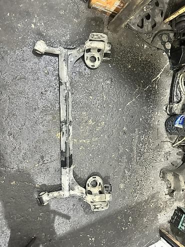 Podveska, xodovoy hissələri: Ravon R3 arxa balka eyrisi yoxdu zavod Məhsul: Arxa asqı traversi — 1