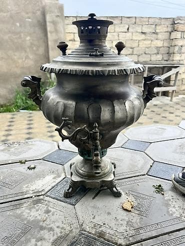 smavarlar: 8 LiTiR su TUTuR Hec bir prabilemi yoxdu Antik kömürlə işləyən samovar — 5