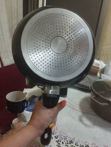 гранитные кастрюли: Кастрюля, Италия — 16