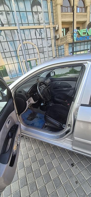 kia rio stopu: Kia Picanto: 1.1 l | 2004 il Hetçbek — 8