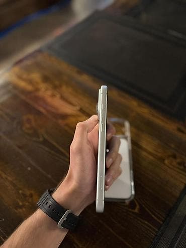 iphon: IPhone 17 Pro Max, 256 GB, Ağ, Zəmanət — 7