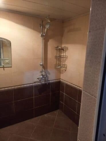 Otaqların satışı: Salam. Otaqda 2 nəfər qalır.1 nefer tellebe oglan axtaril sakit — 3