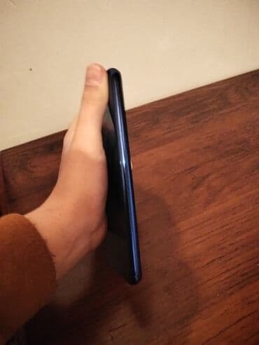 redmi 2: Məhsul: Redmi smartfon Xüsusiyyətlər və dizayn: - Parlaq mavi rəngli — 4