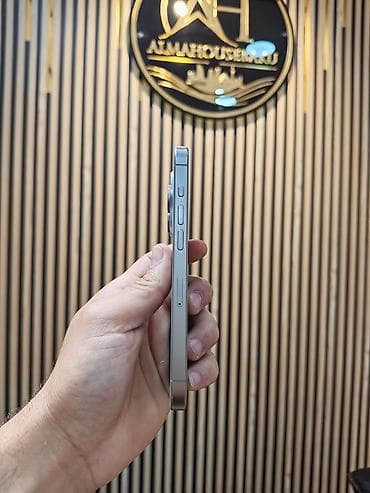 iphone 5: IPhone 15 Pro, 128 GB, Natural Titanium, Zəmanət, Simsiz şarj, Face ID — 4
