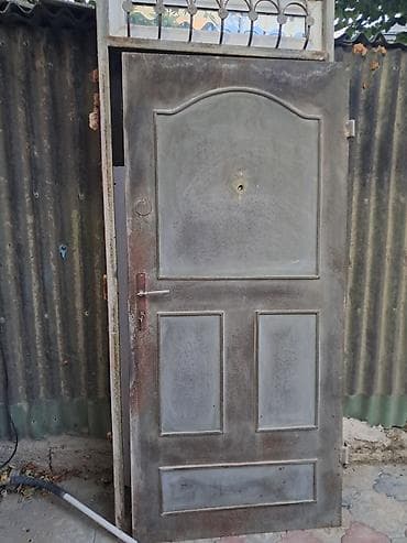 İşlənmiş Giriş qapısı Zamok ilə, Zəmanətsiz, Ödənişli quraşdırma, Ödənişli çatdırılma