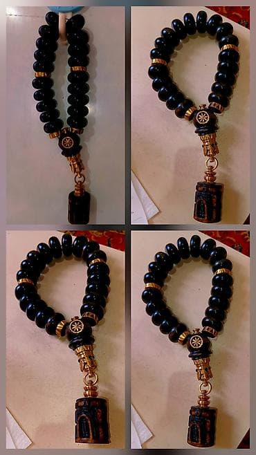 Qara muncuqlu əl təsbeh - Material: qara rəngli iri, yumru muncuqlar;