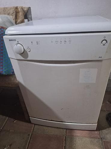 qabyuyan teleb olunur 2022: Qabyuyan maşın Beko, Kompakt, Ayrıca dayanan — 3