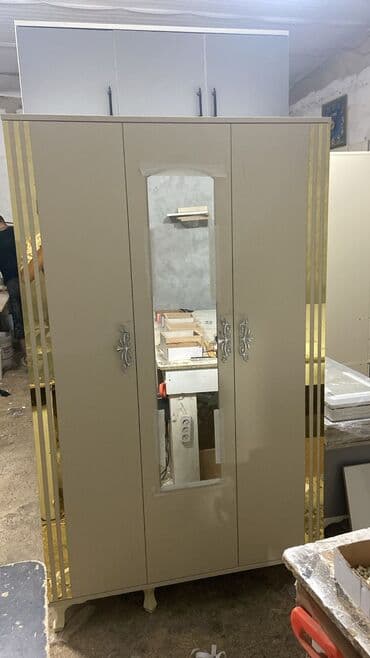zerif cayi: Новый, Распашной, 3 двери Прямой шкаф, Гардеробный шкаф — 1