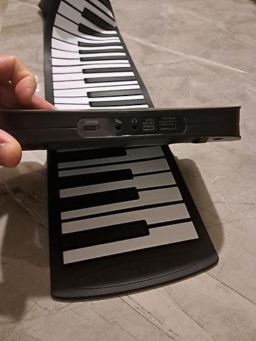 pianino açarı: Daşınan qatlanan rəqəmsal piano (roll-up keyboard) pianolar iki — 5