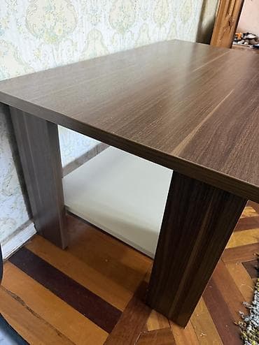 Mebel: İki səviyyəli salon/jurnal masası Embawood - Material — 2