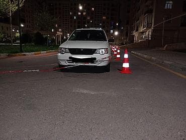 vaz 2106 diferi: Saipa ili 2013 satılır Avtomobil: Sedanın gövdə tipi, ağ rəng — 1