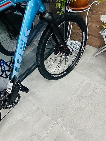 İdman velosipedləri: Trek hardtail dağ velosipedi - Genişlikli alüminium hardtail — 2