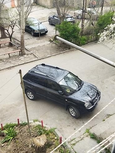cros moto: Hyundai Tucson: 2 l | 2008 il Ofrouder/SUV — 3