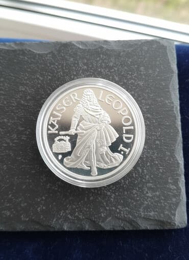 gerbli 20 qəpik aliram: Австрия 100шиллигов. 1993г. Кайзер ЛЕОПОЛЬД. Аg925 — 2