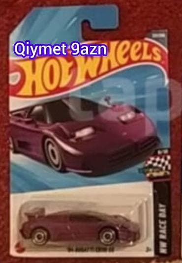 kohne pullar aliram: Hot Wheels kolleksiya wotcap - Model: Ferrari F40 Competizione (bir — 3
