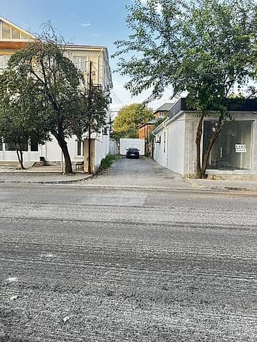 Otaqlar: TƏCİLİ:!Mərkəzdə 2 Ev Bir Həyətdə – Geniş Şəraitli və Perspektivli — 10