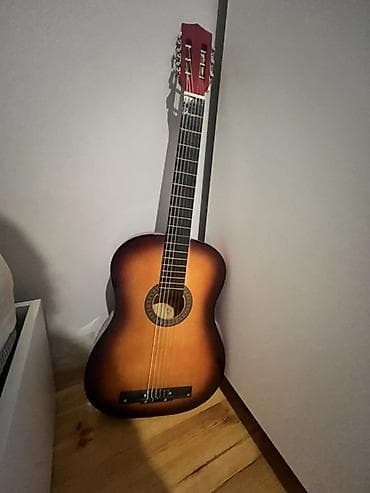klasik gitar: Klassik gitara, Yeni, Ünvandan götürmə — 4
