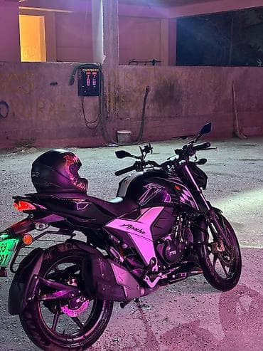 TVS Apache RTR motosiklet - Buraxılış ili: 2025 - Mühərrik: TVS