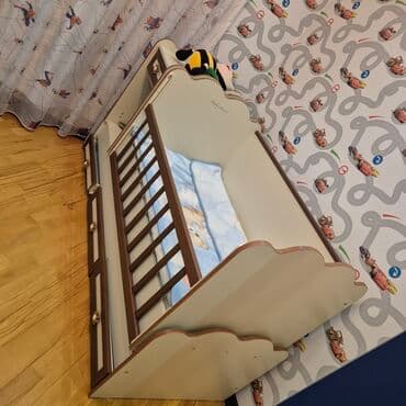 Oğlan və qız üçün, İşlənmiş, Dördbucaq, Beşik, Dəstsiz, Matras ilə, Yellənmə mexanizmsiz