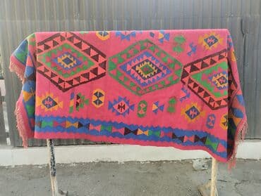 qırmızı xalca: Xalça Dekorativ — 1