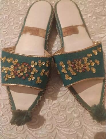 ваза для сладостей: Satilir Latun rucka 50 manat bawmag 50 manat kasa 10 manat — 17