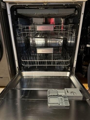 ugur soyuducu satilir: Təcili satılır. İşlək vəziyyətdədir, heç bir problemi yoxdur sadəcə — 2