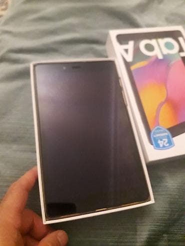 apple iphone 8 plus: Planshet super vezyetdedir.tezeden secilmir ela zaryad saxliyir — 2