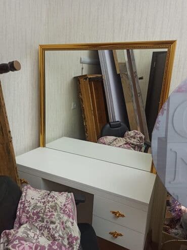 esyalari duzmek ucun yer: Güzgülü salon üçün mebel — 2