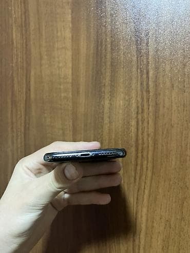 iohone x: IPhone X, 64 GB, Qara, Face ID — 5