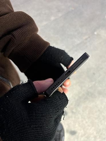 mobil telefon: Satılmır! Ancaq ayfonla barter 128 gb dan aşağı olmaz — 1