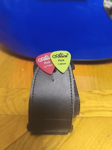 valencia gitara: Elektron gitara — 3