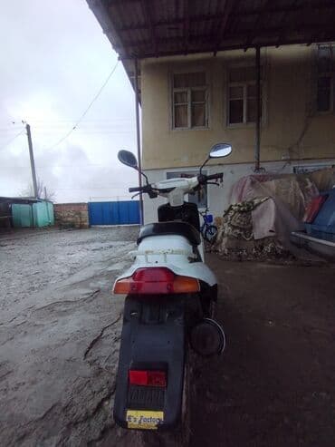 kugoo m4 pro: Yamaha skuter - Marka: Yamaha - Korpus: ağ-qara plastik kuzov, ikiqat — 3