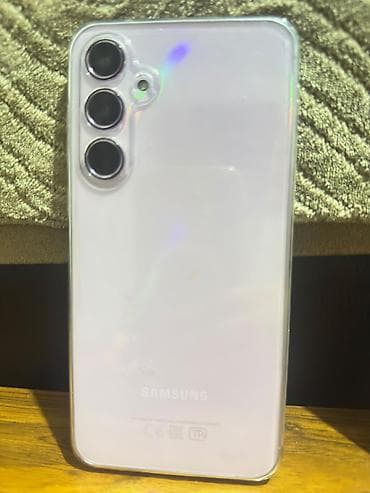 samsung tab a9: Samsung Galaxy A55, 256 GB, rəng - Ağ — 2