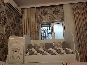Oğlan və qız üçün, İşlənmiş, Dördbucaq, Beşik, Dəst ilə, Matrassız, Yellənmə mexanizmsiz — 1