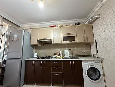 servant dolabı: Mətbəx mebeli satılır – yalnız mebelin özü. Ölçü: ümumi uzunluq 2.70 — 1