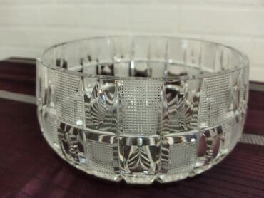 servant qablari: Çexiya xrustalı. Meyvə qabı. Servantda saxlanılıb. Heç bir qüsuru — 1