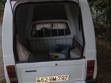 Model: ZAZ 11055 (yükdaşıma furgonu) Kuzov: 2 qapı, yüksək damlı, tam — 7