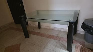 Masalar: Şüşə masa - Material: qalın temperli şüşə üstlük, metal ayaqlar (mat — 2