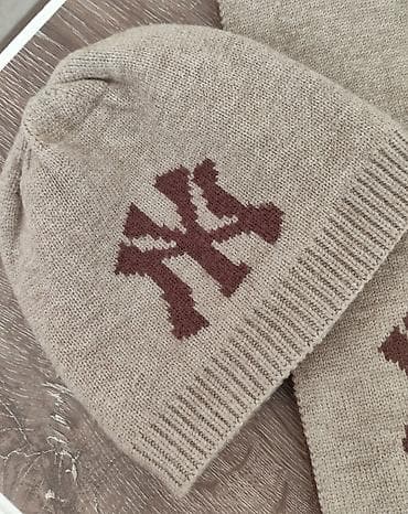 dəs paltar: 18Azn alınıb,10Azn satılır.Destdir papaq və şərf.İsti — 2