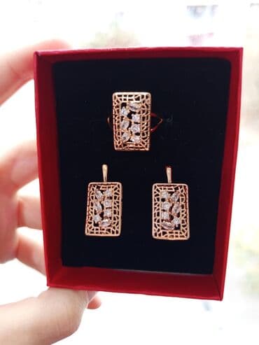 женские толстовки на молниями: Üzük və sırğalar - Metal: qızılı tonlu qirmizi rus qizili rengi - — 31