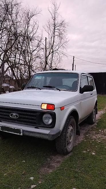 VAZ (LADA) 4x4 Niva: 1.7 l | 1999 il 160000 km Ofrouder/SUV
