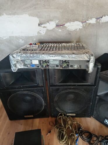 kalonka mawin ucun: İşlənmiş Yamaha Kolonka, Növ - Akustik, rəng - Qara — 3